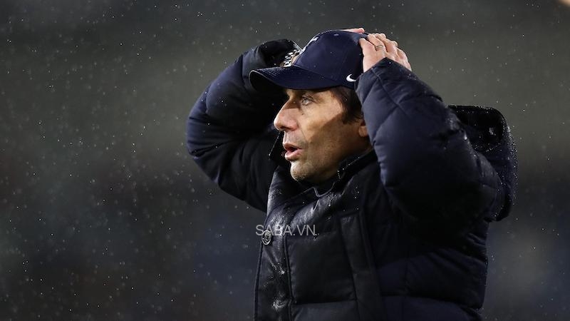 Conte cho rằng để Tottenham vô địch thì phải cần một vài năm