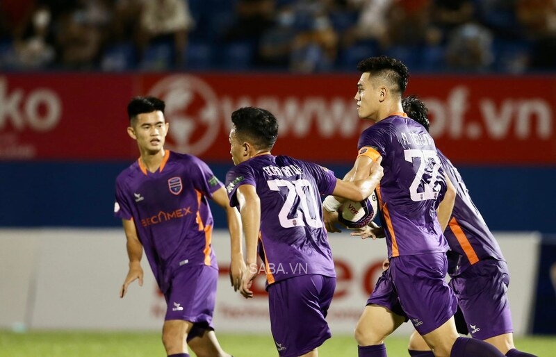 Tiền Linh đã có bàn thắng thứ 2 tại V-League mùa này