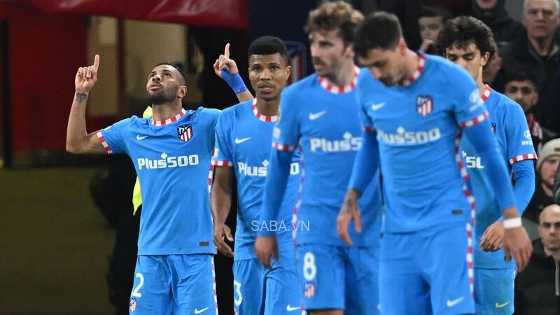 Atletico Madrid đi tiếp sau chiến thắng tối thiểu ngay tại Old Trafford