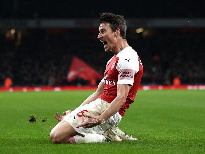 Trung vệ người Pháp cống hiến cả thanh xuân cho Arsenal 