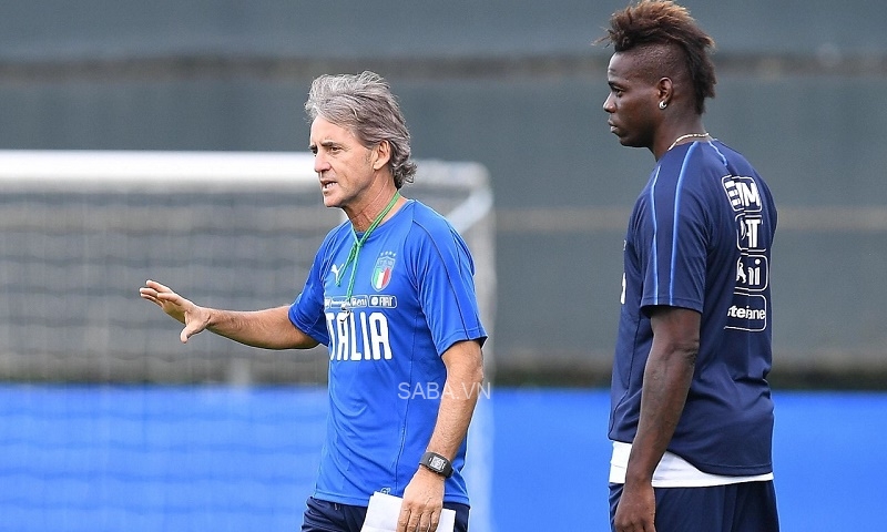 Balotelli bị loại khỏi ĐT Italia trước thềm play-off World Cup