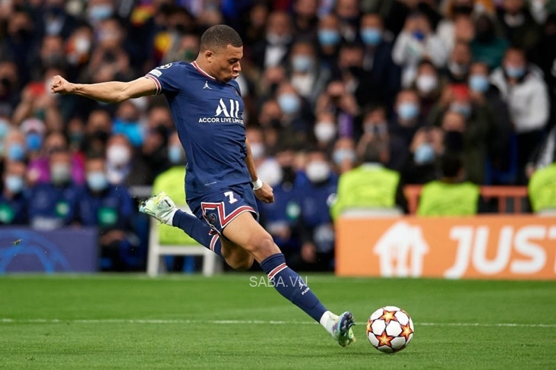 Mbappe gia tăng lợi thế cho PSG vào cuối hiệp 1