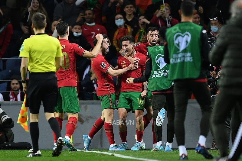 Bồ Đào Nha chỉ còn cách vé dự World Cup 2022 đúng một chiến thắng (Ảnh: Getty)