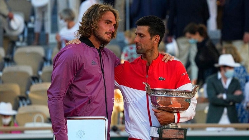 Tsitsipas bị Djokovic ngược dòng ở chung kết Roland Garros 2021