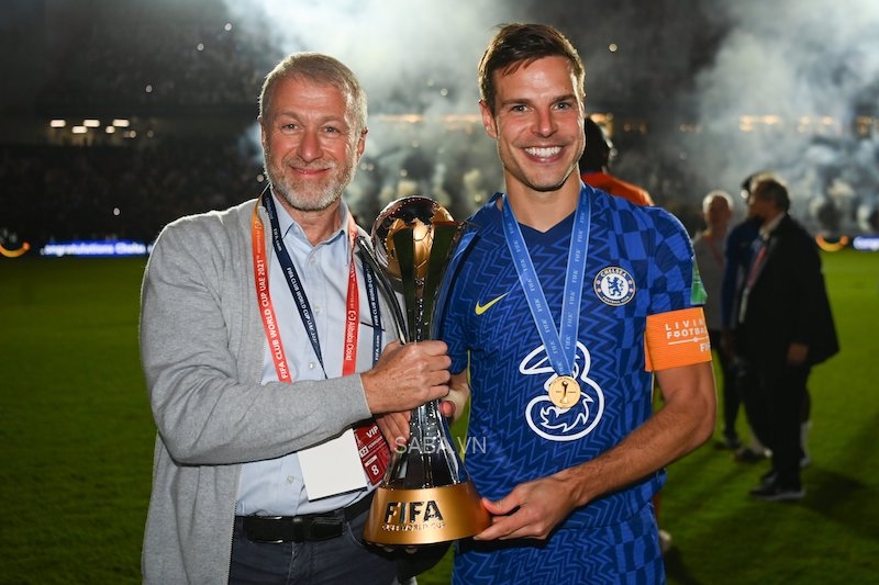 Việc gia hạn với Azpilicueta có thể được công bố sau khi Abramovich san nhượng xong Chelsea