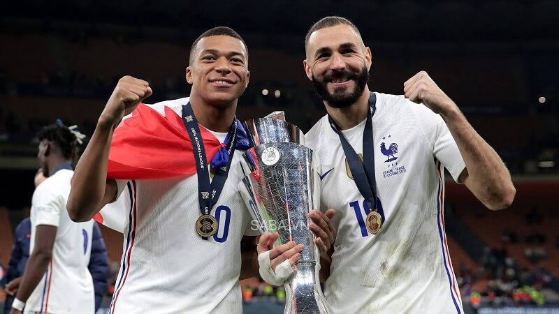 Mbappe và Benzema vô địch UEFA Nations League cùng Les Bleus.