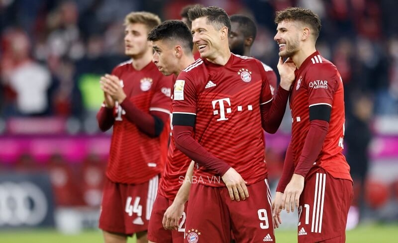 Sức công phá của Bayern quá mạnh mẽ.