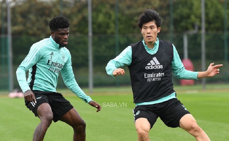 Sự trở lại của Thomas Partey đáng chờ đợi hơn cả Tomiyasu