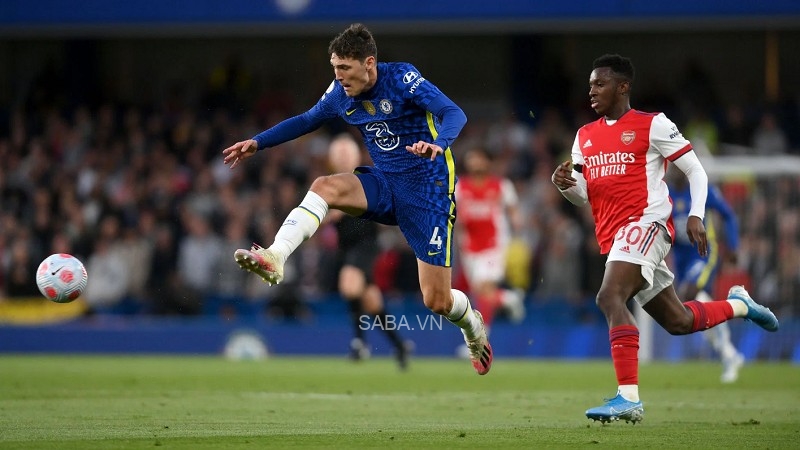 Andreas Christensen mắc sai lầm trong bàn thua đầu tiên