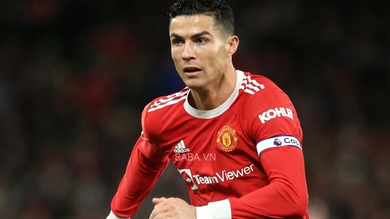 Ronaldo có thời điểm đeo băng đội trưởng MU mùa này