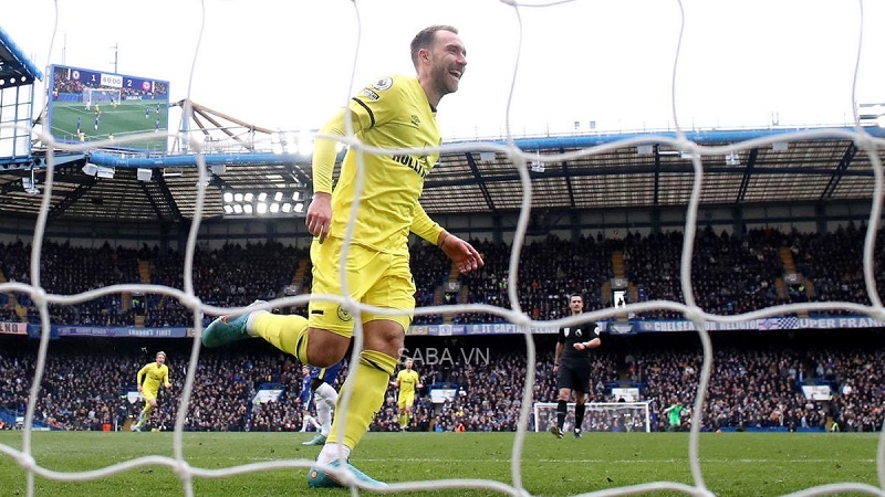 Eriksen đang tỏa sáng trong màu áo Brentford (Ảnh: Getty)