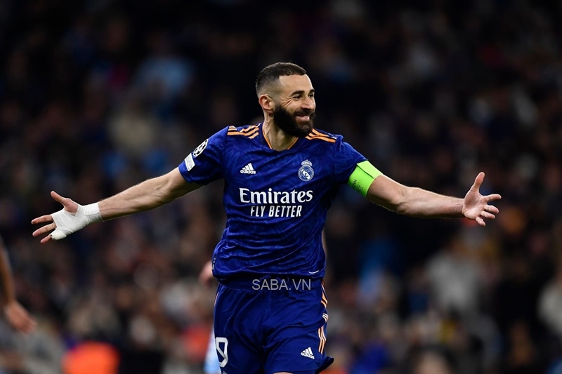 Benzema đóng vai người hùng giúp Real Madrid níu giữ hy vọng 