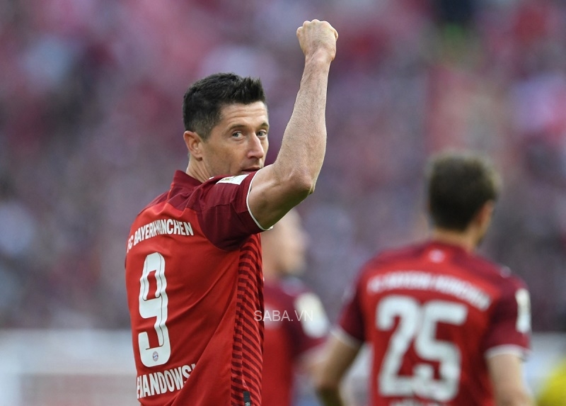 Lewandowski tiếp tục ghi bàn cho Bayern Munich (Ảnh: Getty)