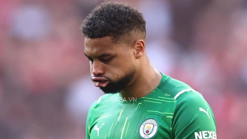 Zack Steffen là tội đồ của Man City (Ảnh: Getty)