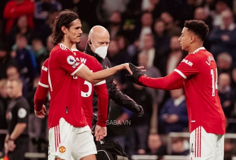 Cavani và Lingard vẫn sẽ chia tay MU bất chấp việc Ten Hag đến