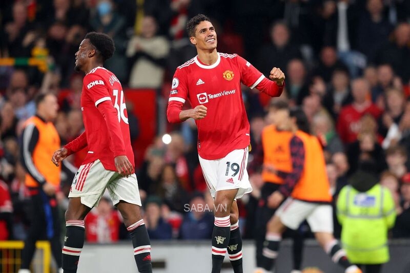 Varane ấn định chiến thắng 3-0 đầy ấn tượng của Man United