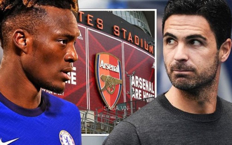 Arsenal đang theo đuổi Abraham trong mùa Hè thứ hai liên tiếp