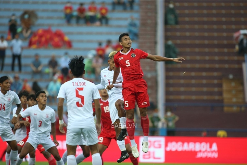 U23 Indonesia nhẹ nhàng đi tiếp 