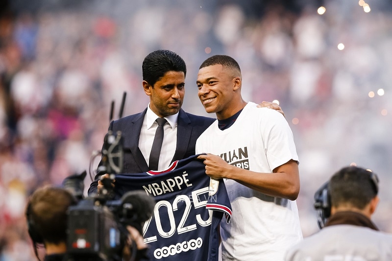 Mbappe ký hợp đồng dài hạn với PSG