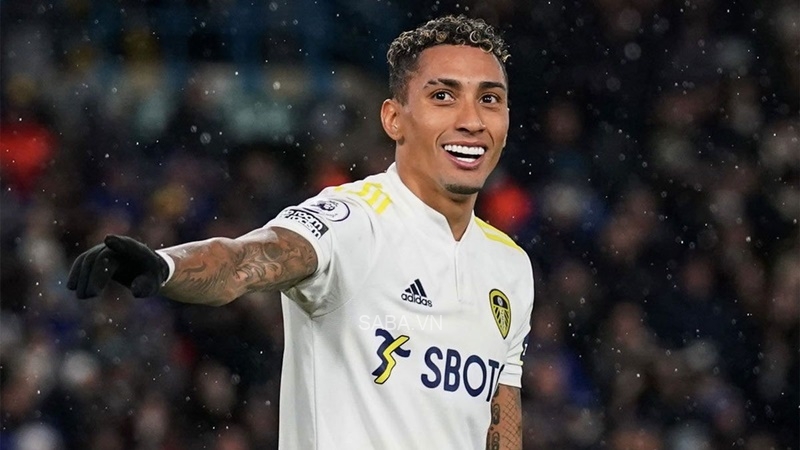 Leeds làm khó dễ Barca trong vụ Raphinha