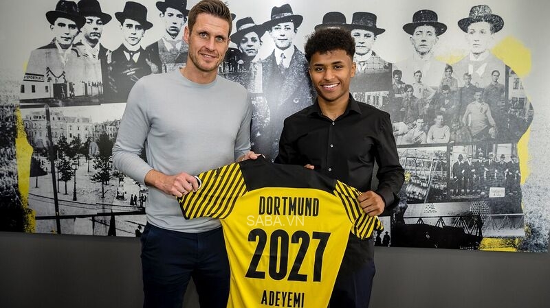 Dortmund đã chiêu mộ Adeyemi để thay thế Haaland ngay đầu kỳ chuyển nhượng hè