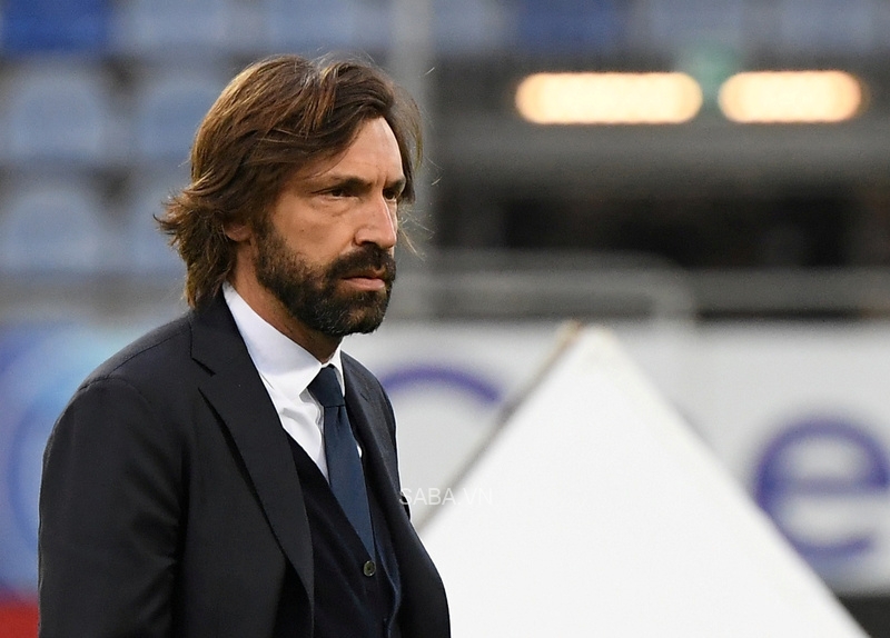 Dù mang về 2 danh hiệu, Pirlo vẫn bị Juventus "xử trảm" vào cuối mùa