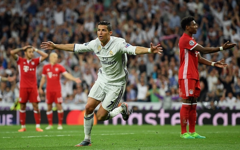 Ronaldo từng nhiều lần gieo sầu cho Bayern