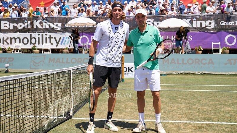 Tsitsipas và Bautista Agut là những tay vợt góp mặt tại trận chung kết