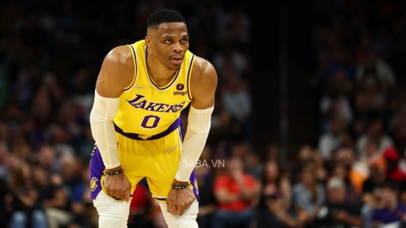 Westbrook là 1 gánh nặng với Lakers