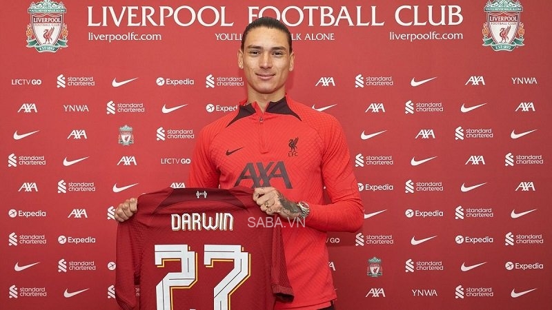 Darwin Nunez cập bến Liverpool