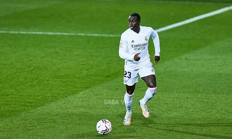 Real Madrid sẵn sàng bán Ferland Mendy