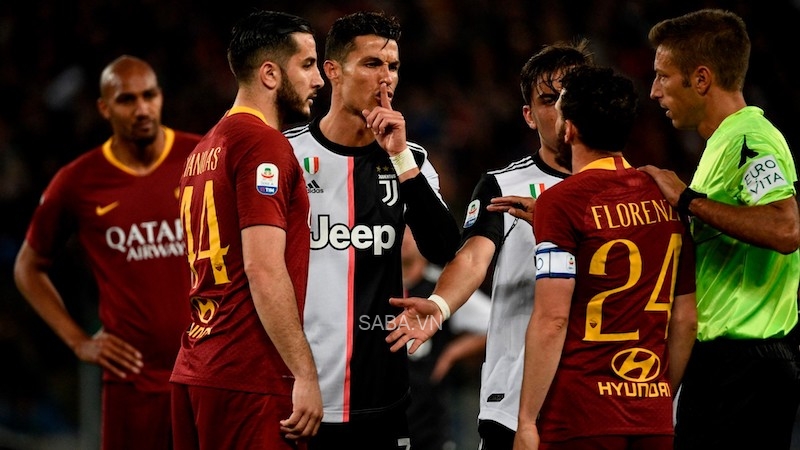 Quá khó để lương duyên Ronaldo và Roma trở thành hiện thực