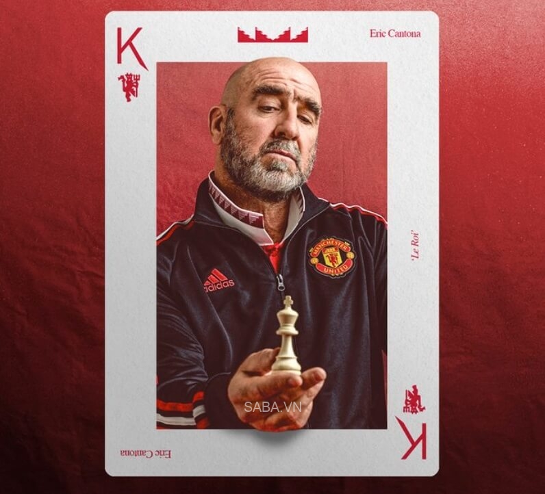 Huyền thoại Cantona cầm trên tay quân Vua.