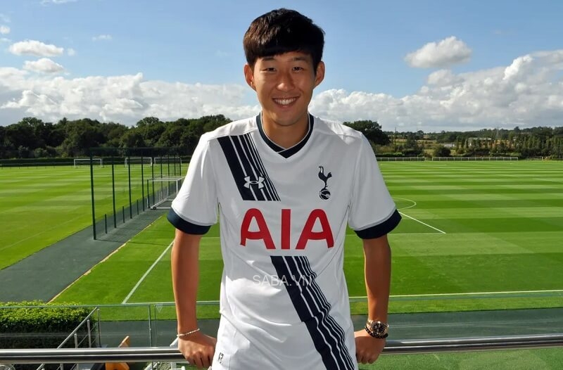 Son ra mắt Tottenham năm 2015.