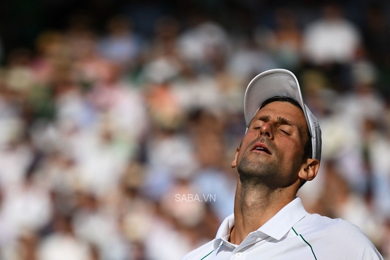 Djokovic bất ngờ để thua set 1