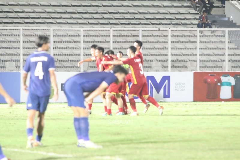 U19 Việt Nam và U19 Thái Lan cùng đi tiếp