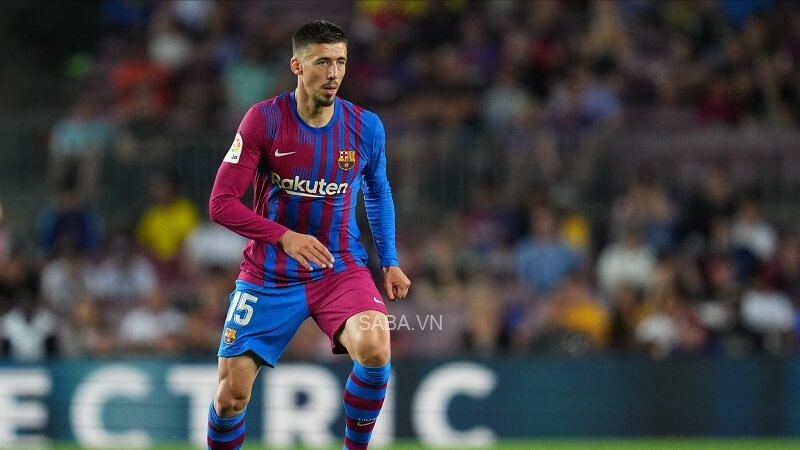 Lenglet đang trên đường đến London