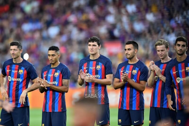 Barcelona là đội mua sắm rầm rộ nhất hè năm nay