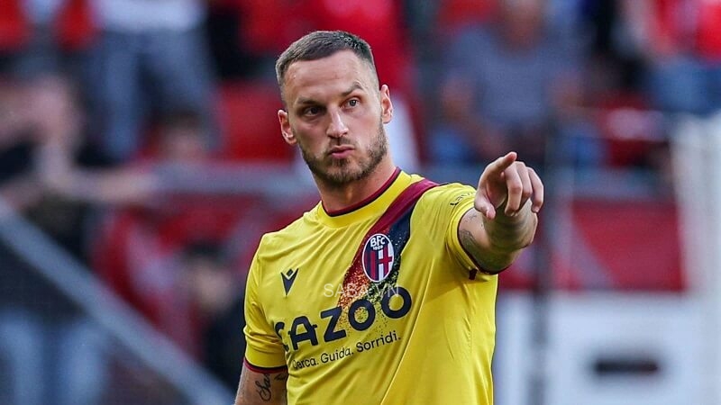 Quỷ đỏ định mang về Marko Arnautovic từ Bologna