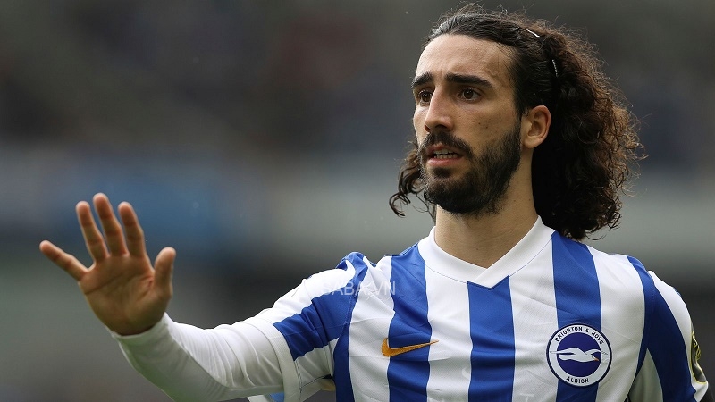 Cucurella từng có quãng thời gian chơi bóng ở La Liga