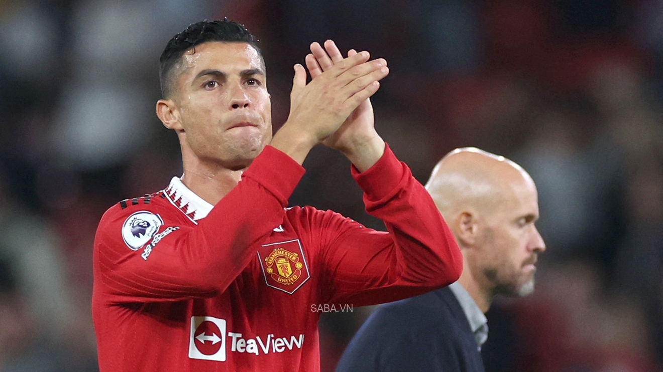 Ronaldo liên tục bị các đội bóng lớn từ chối