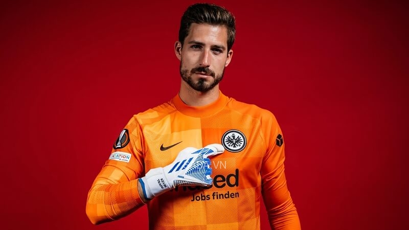 Kevin Trapp từ chối Man United