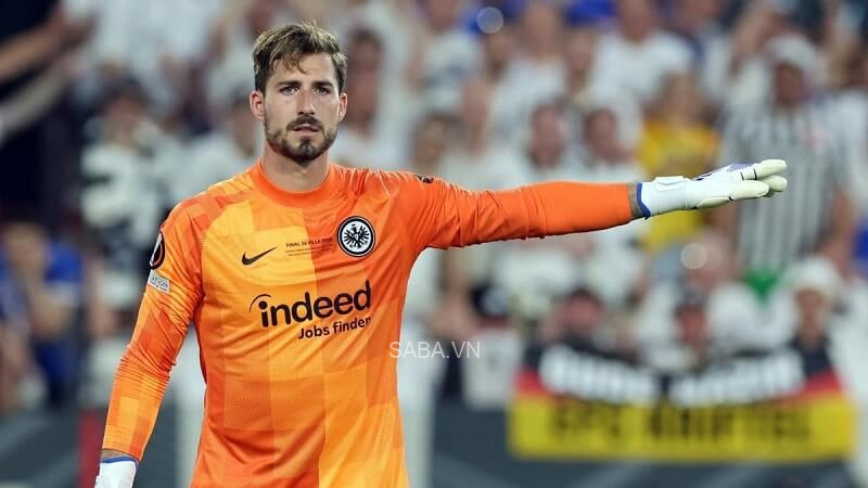 Kevin Trapp từ chối Man United