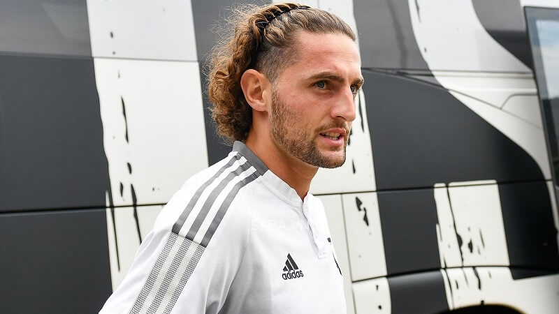 Rabiot được chọn để thay thế cho Frenkie de Jong