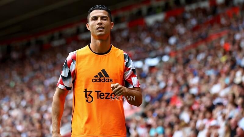 CR7 đang tìm cách rời Man United ở mùa hè này