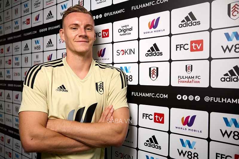 Fulham vừa chiêu mộ thành công Leno