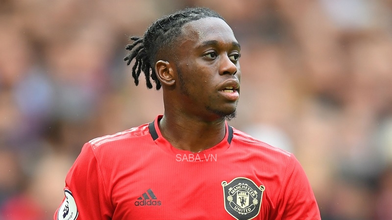 Wan-Bissaka và Dest có thể đổi vị trí với nhau