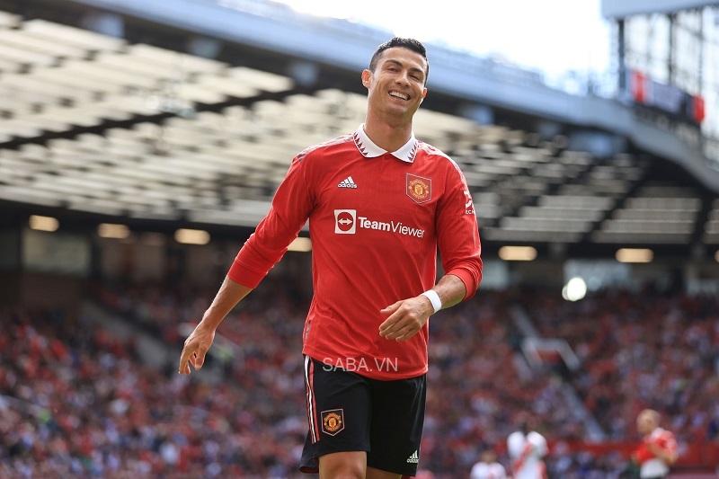 Ronaldo không thể ghi bàn trong ngày trở lại Man United