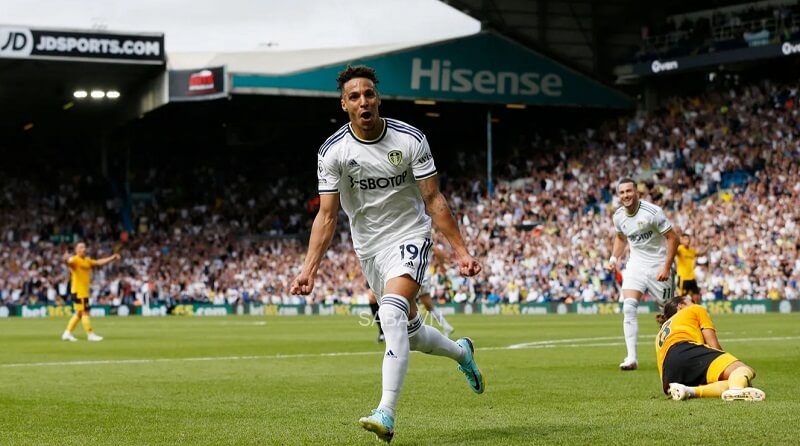 Rodrigo đang cùng Leeds khởi đầu ấn tượng