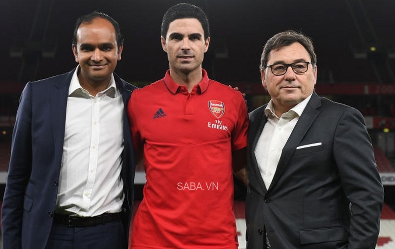 Sanllehi không đồng tình với việc Arsenal để Arteta lên làm người quản lý